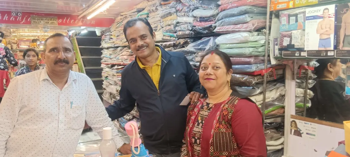 बूथ से बाजार तक भाजपा की सक्रियता, डॉ. भुवन आर्य ने साधा जनसंपर्क और संगठन को मजबूत करने पर दिया जोर