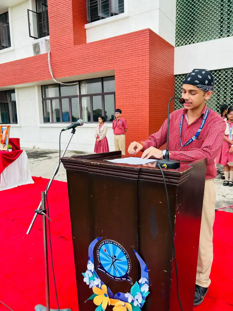 हॉकी के जादूगर को नमन: आर्यमान् बिड़ला स्कूल में मेजर ध्यानचंद की जयंती पर गूंजा खेल भावना का संदेश