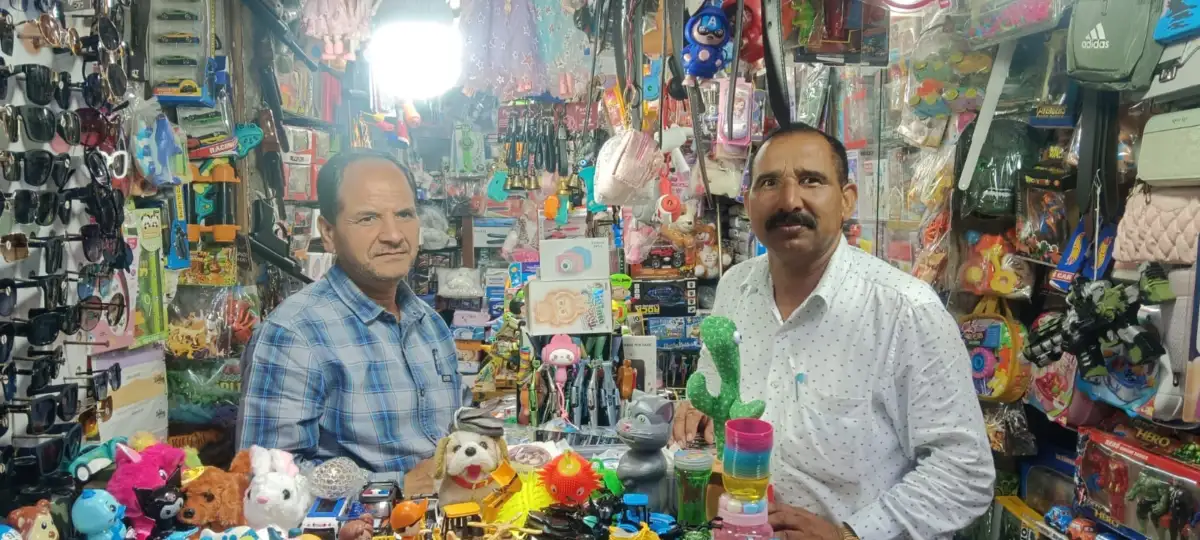 बूथ से बाजार तक भाजपा की सक्रियता, डॉ. भुवन आर्य ने साधा जनसंपर्क और संगठन को मजबूत करने पर दिया जोर