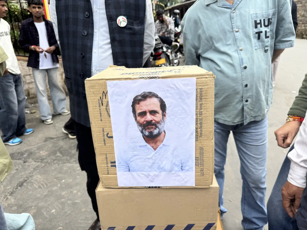 राहुल गांधी के कथित बयान पर भाजपा का हल्लाबोल, पंत पार्क में फूंका कांग्रेस का पुतला