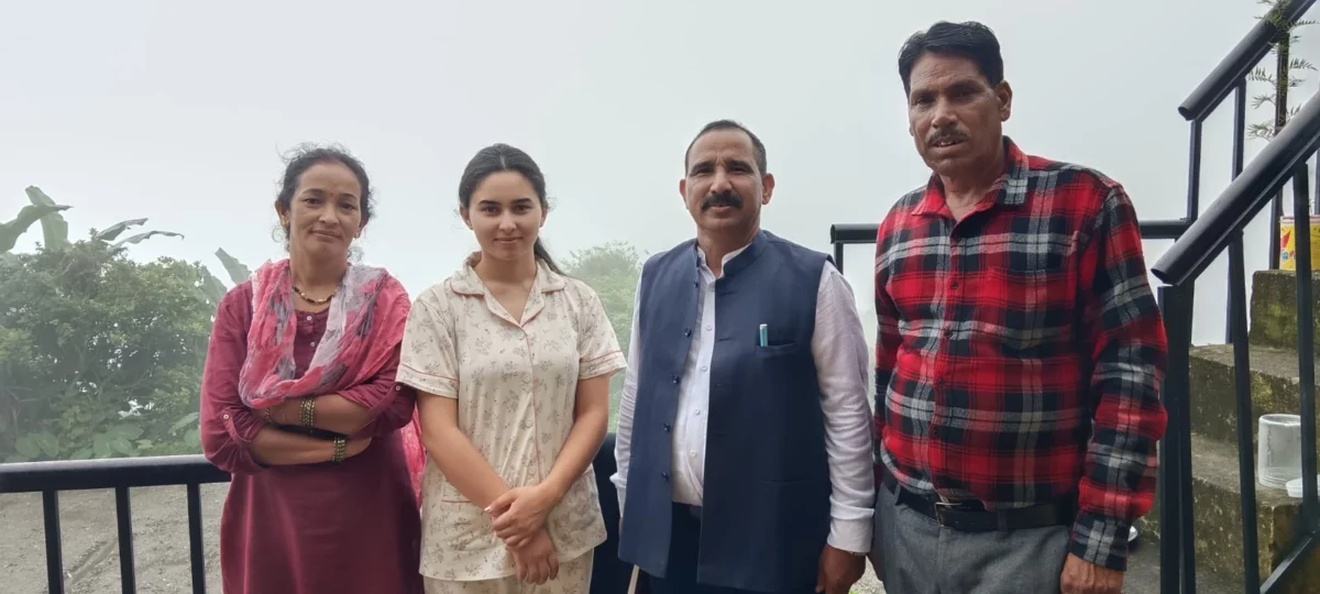 आज भीमताल ब्लॉक के गांवों में गूंजा जनसंपर्क, डॉ. भुवन आर्य ने ग्रामीणों से साधा सीधा संवाद