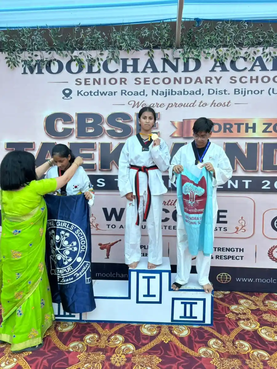 नैनीताल की बेटी विशाखा ने ताइक्वांडो में दिखाया दम, नॉर्थ जोन सीबीएसई में जीता गोल्ड; अब रांची में दिखाएंगी जलवा