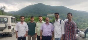 कोटाबाग में डॉ. भुवन आर्य का जनसंपर्क अभियान, विकास योजनाओं और महिला सशक्तिकरण पर दिया जोर