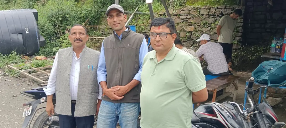जनता के बीच पहुंचे डॉ. भुवन आर्य, नैनीताल विधानसभा में जनसंपर्क से संगठन तक दिखाया दम