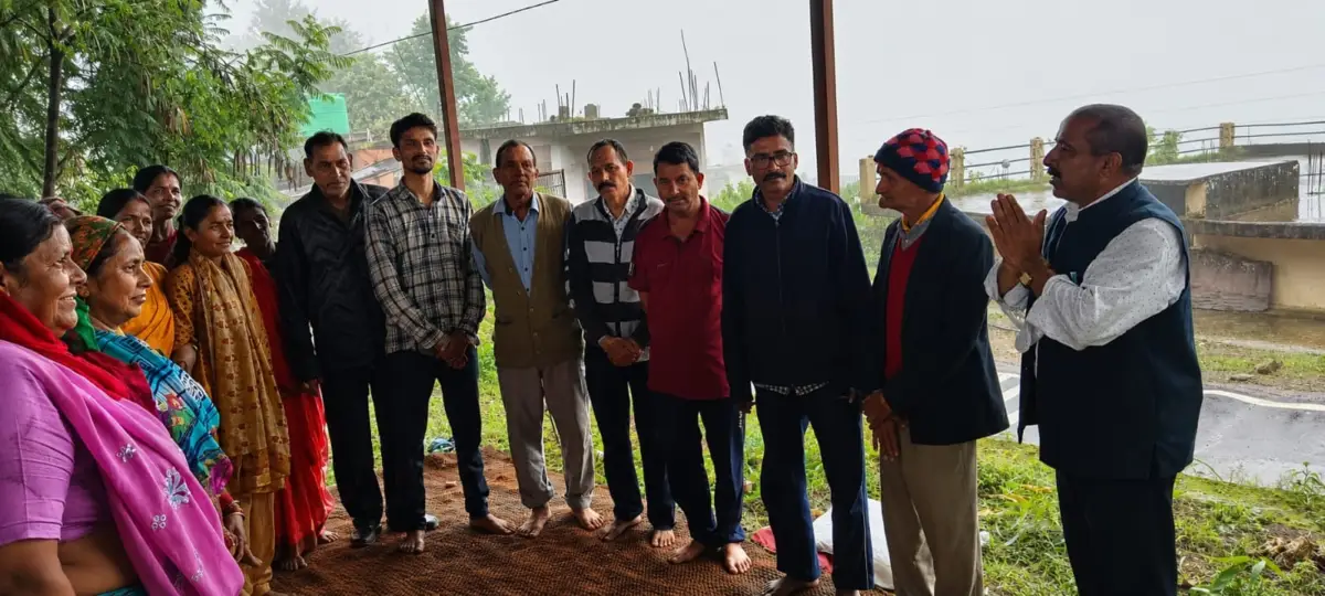 भीमताल ब्लॉक में फिर सक्रिय हुए डॉ. भुवन चंद्र आर्य, गांव-गांव जनसंपर्क कर तेज की सियासी हलचल