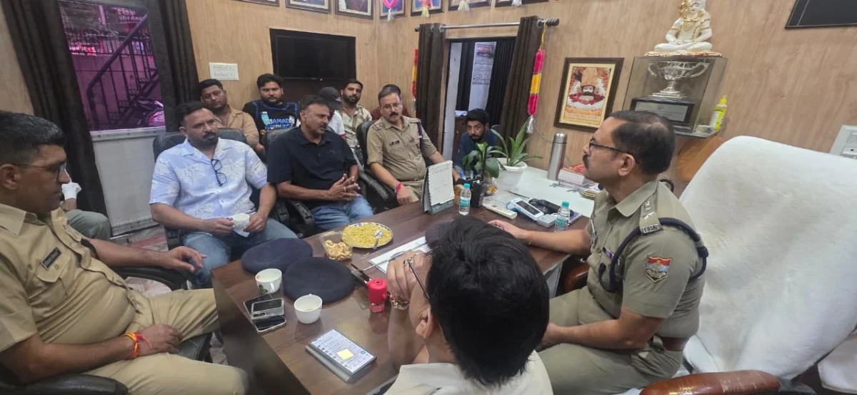 सुप्रीम कोर्ट के संभावित फैसले से पहले बनभूलपुरा में अमन कमेटी की बैठक, शांति बनाए रखने की अपील