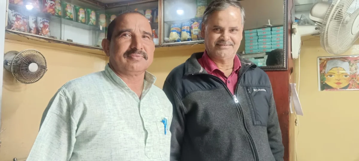 जनसंपर्क में सक्रिय दिखे डॉ. भुवन आर्य, शोकाकुल परिवारों से मिले और विकास योजनाओं पर किया संवाद