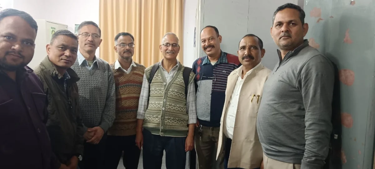 नैनीताल में भुवन आर्य का जनसंपर्क अभियान तेज, कर्मचारी और व्यापारियों से साधा सीधा