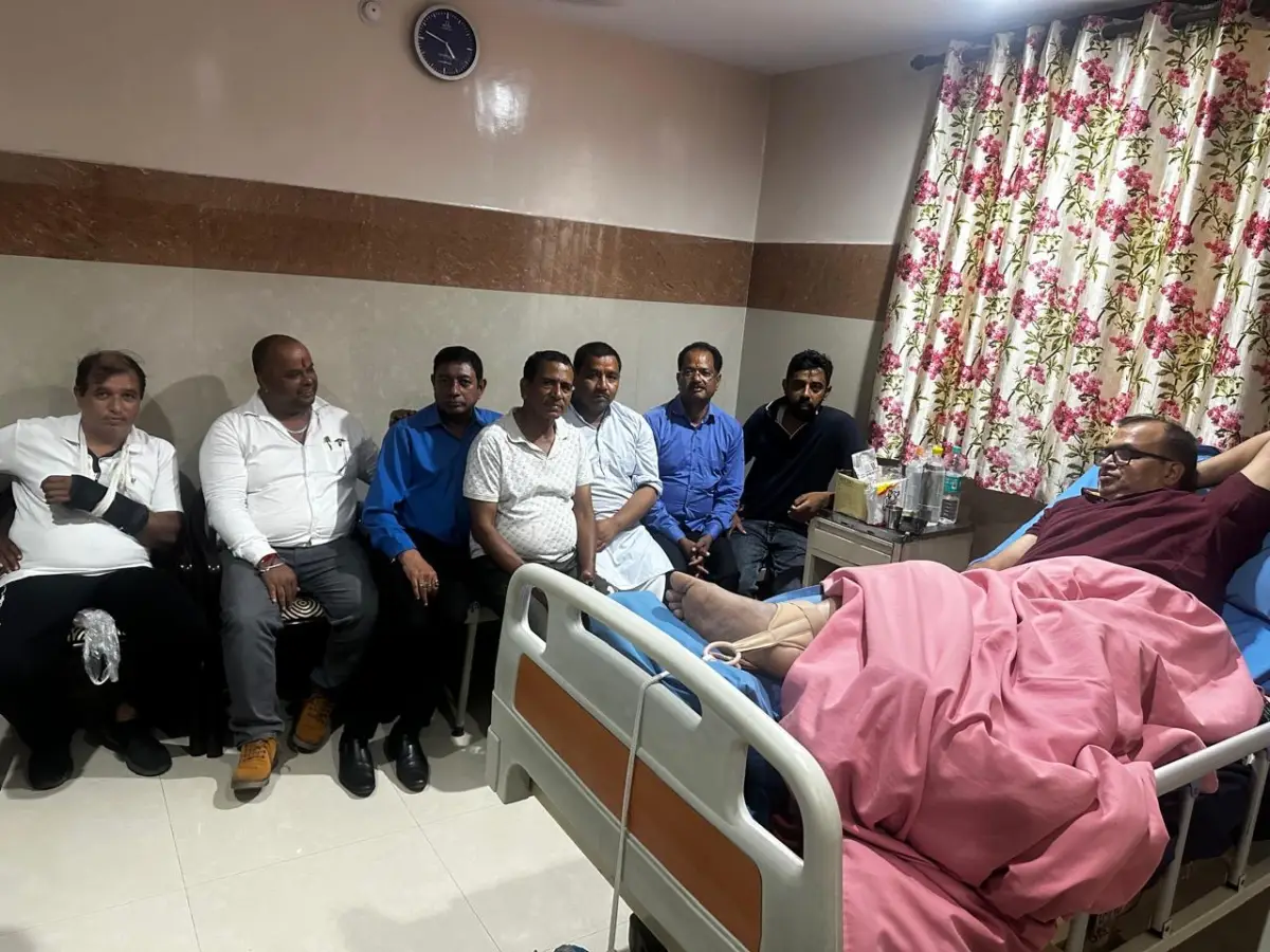 ज्योलिकोट में दूषित पानी से बीमारी का प्रकोप, 50 से अधिक लोग पीलिया की चपेट में; मरीजों का हाल जानने हल्द्वानी पहुंचे हेम आर्य