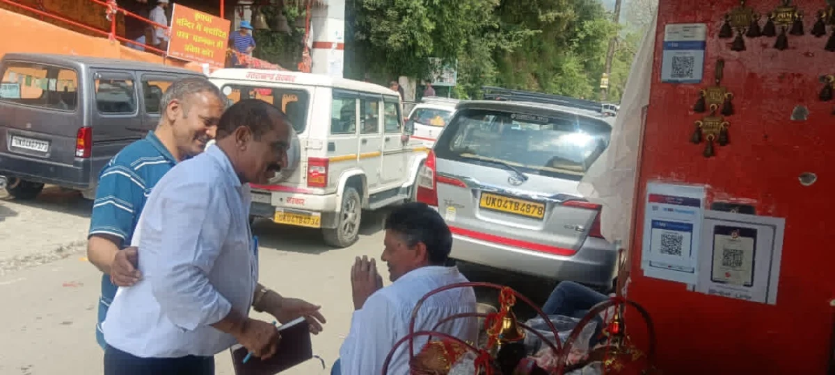 2027 की तैयारी में जुटे डॉ. भुवन चंद्र आर्य, मंगोली में कार्यकर्ताओं के साथ रणनीति पर मंथन, घोड़ाखाल के गोल्ज्यू मंदिर में की पूजा-अर्चना