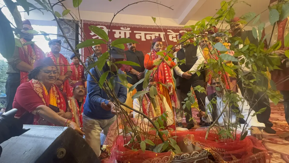 नैनीताल में 124वें नंदा देवी महोत्सव का भव्य आगाज, दीप प्रज्वलन के बाद कदली दल मंगोली रवाना
