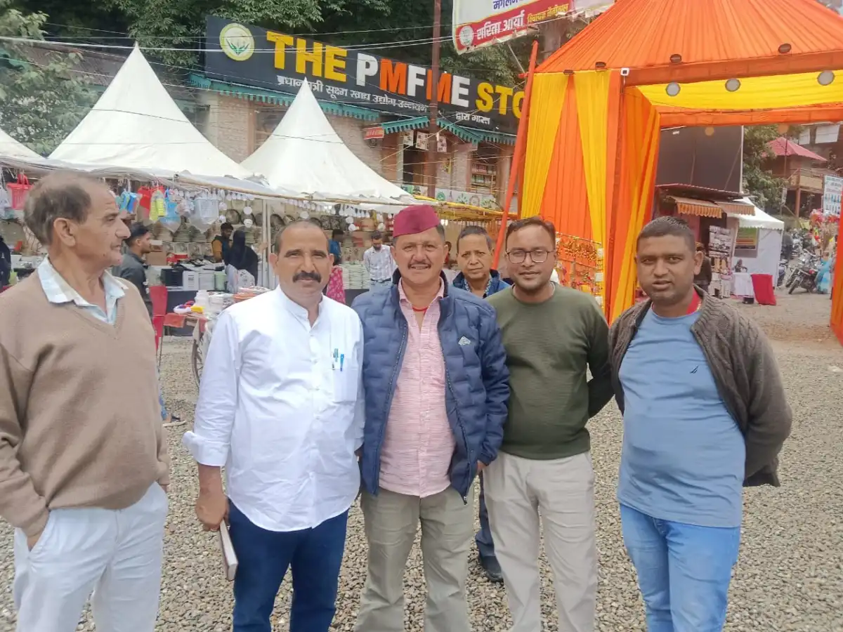 डीएसबी परिसर से गांवों और बाजार तक सक्रिय रहे डॉ. भुवन चंद्र आर्य, शिक्षकों-शोधार्थियों व कार्यकर्ताओं से किया संवाद