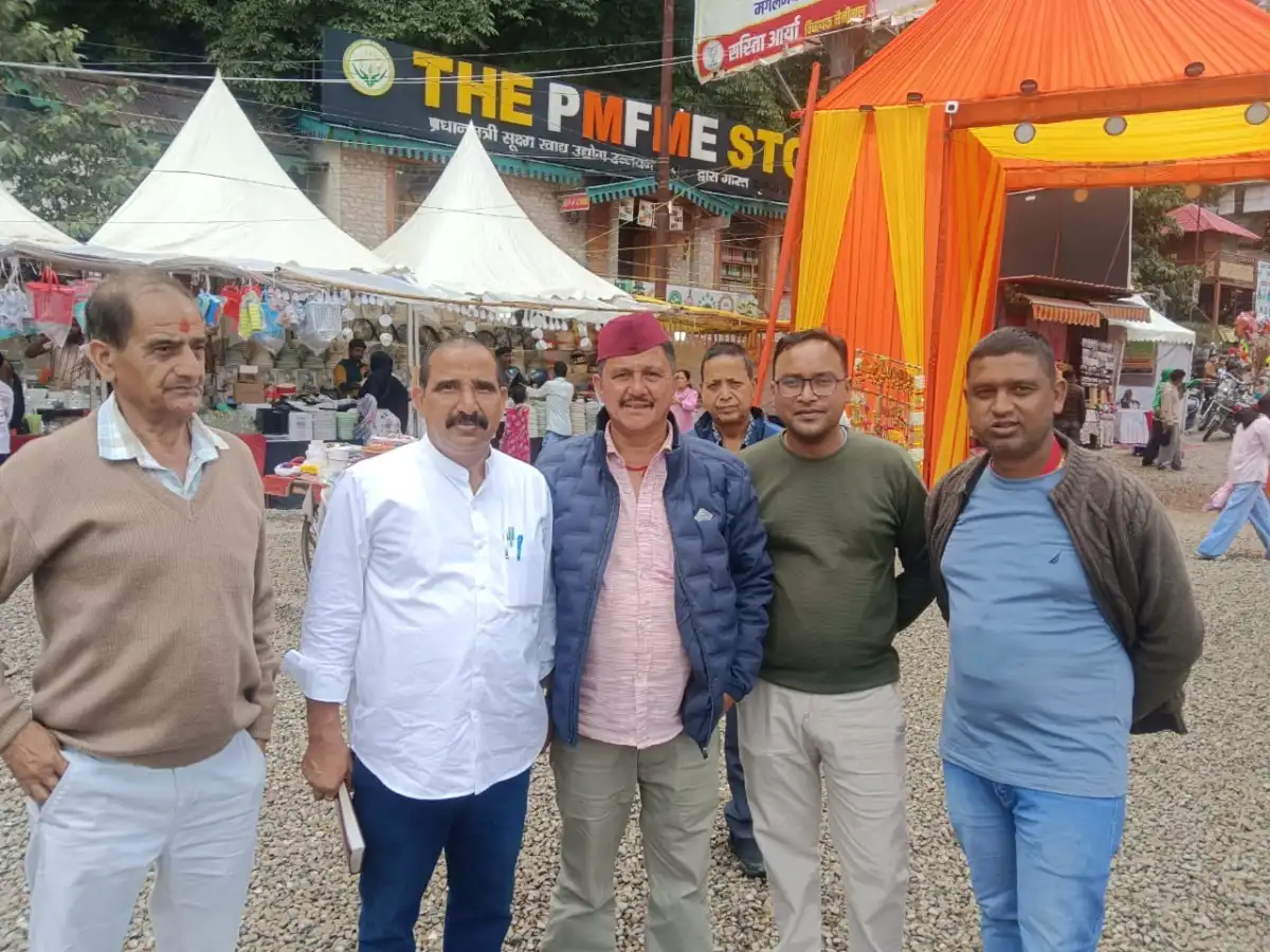 डीएसबी परिसर से गांवों और बाजार तक सक्रिय रहे डॉ. भुवन चंद्र आर्य, शिक्षकों-शोधार्थियों व कार्यकर्ताओं से किया संवाद