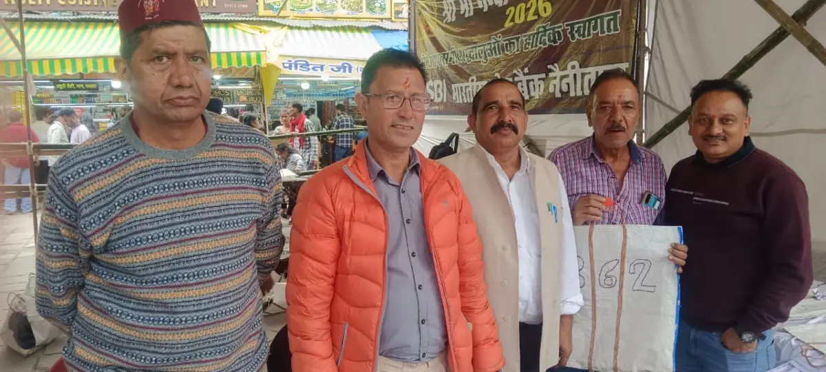 2027 की तैयारी में जुटे डॉ. भुवन चंद्र आर्य, मंगोली में कार्यकर्ताओं के साथ रणनीति पर मंथन, घोड़ाखाल के गोल्ज्यू मंदिर में की पूजा-अर्चना