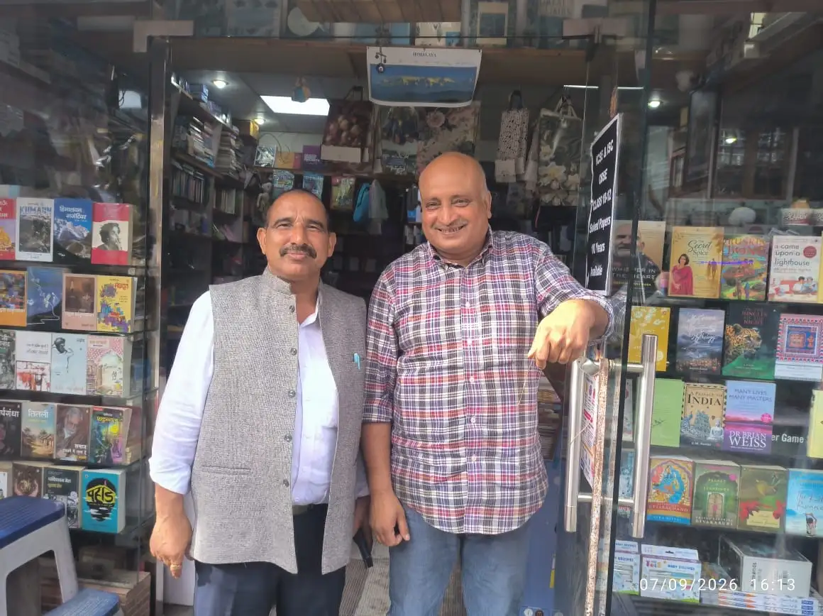 जनसंपर्क में छाए डॉ. भुवन आर्य, बुद्ध पार्क से बल्दियाखान तक गूंजा संवाद—चुनाव को लेकर कार्यकर्ताओं में भरा जोश