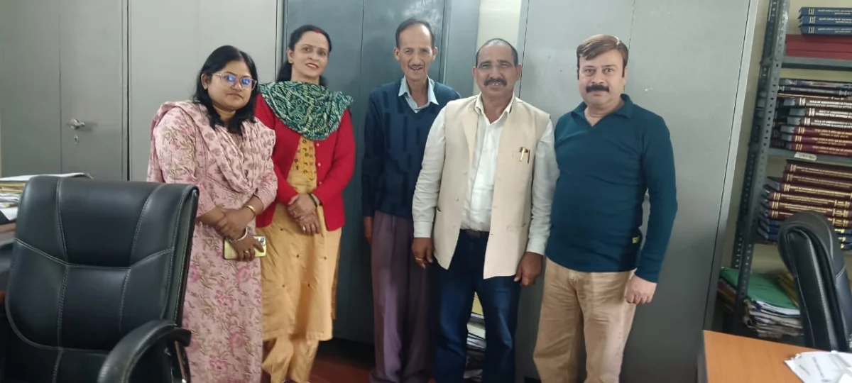 नैनीताल में भुवन आर्य का जनसंपर्क अभियान तेज, कर्मचारी और व्यापारियों से साधा सीधा