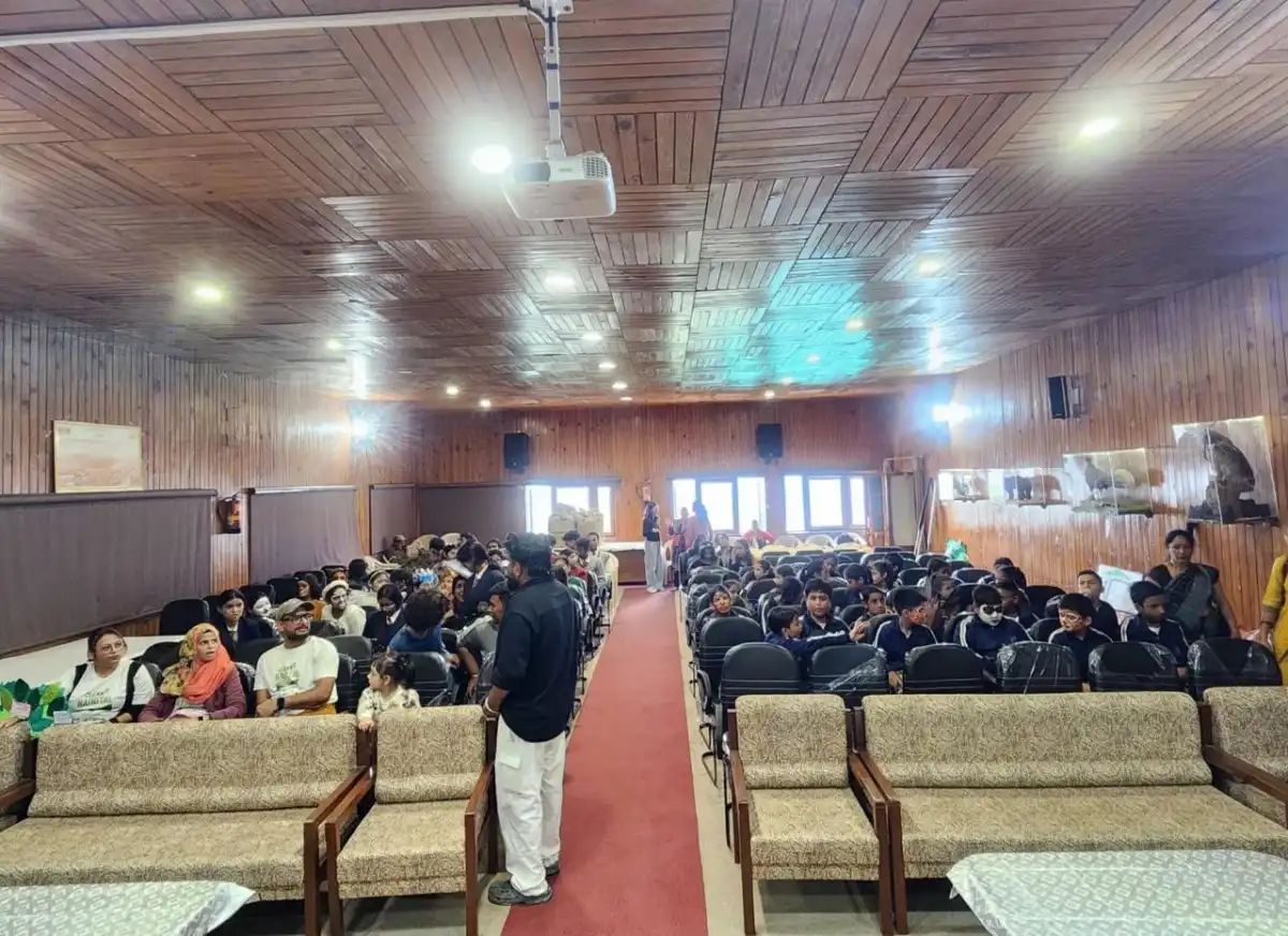 नैनीताल जू में वन्य प्राणी सप्ताह: 200 विद्यार्थियों ने निकाली जागरूकता रैली, क्विज में लॉन्ग व्यू पब्लिक स्कूल बना चैंपियन