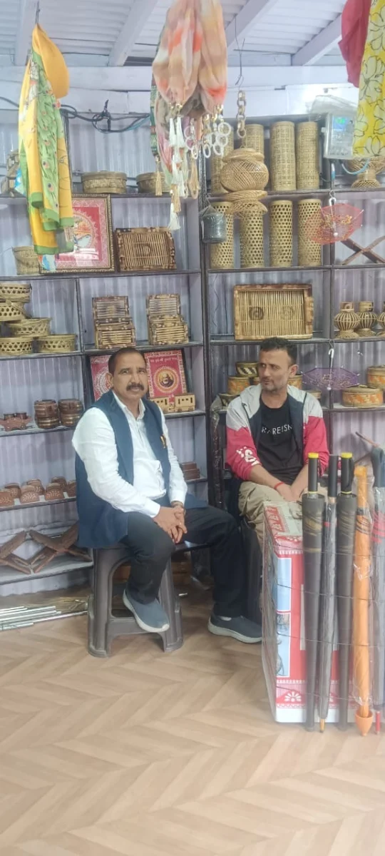 नैनीताल विधानसभा में भाजपा नेता ने साधा जनसंपर्क, वाल्मीकि कॉलोनी में की जनसभा