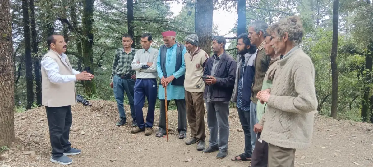 टिकट का ऐलान अभी दूर, लेकिन मैदान में सक्रियता तेज—नैनीताल के गांवों में डॉ. भुवन आर्य का जनसंपर्क अभियान