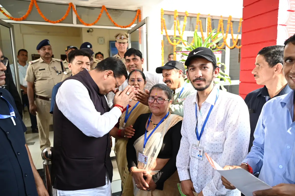 सीएम धामी से मिले डॉ. भुवन आर्या, नैनीताल विधानसभा के विकास कार्यों पर मंथन