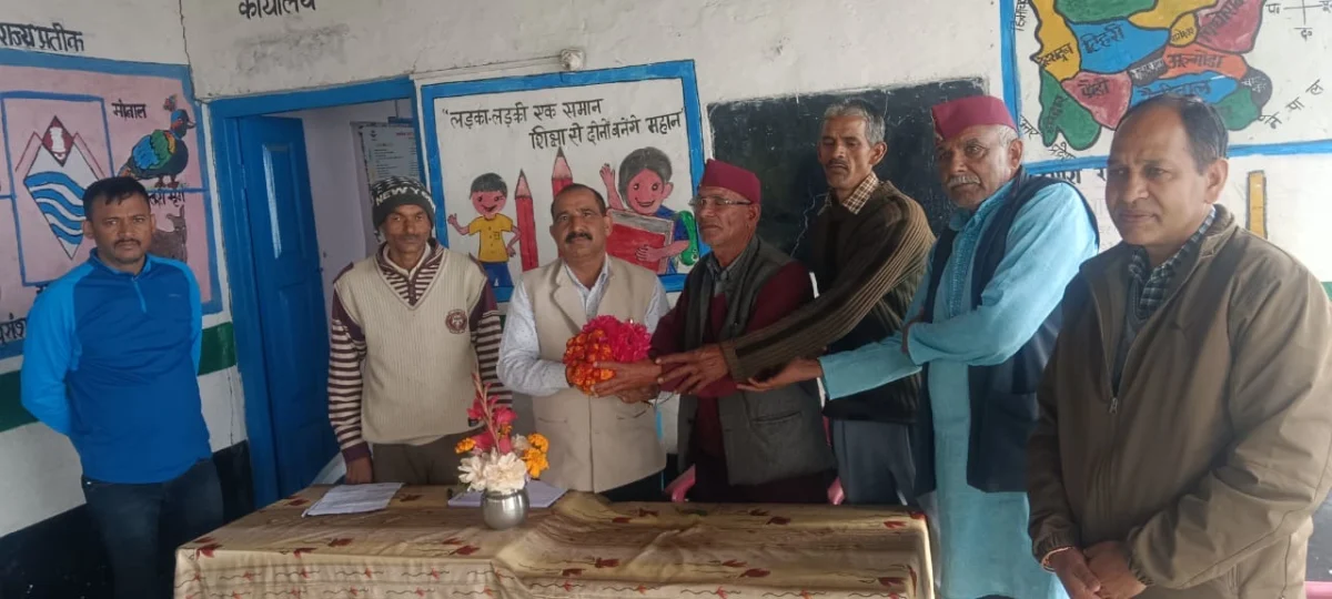 टिकट का ऐलान अभी दूर, लेकिन मैदान में सक्रियता तेज—नैनीताल के गांवों में डॉ. भुवन आर्य का जनसंपर्क अभियान