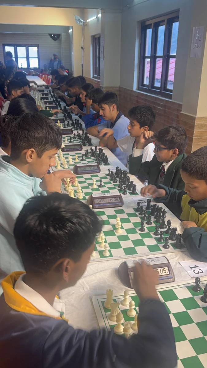 शतरंज की बिसात पर 140 खिलाड़ियों की जंग, 13वीं इंटर स्कूल चेस चैंपियनशिप का आगाज