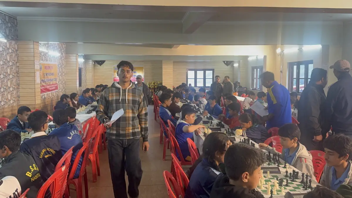 शतरंज की बिसात पर 140 खिलाड़ियों की जंग, 13वीं इंटर स्कूल चेस चैंपियनशिप का आगाज