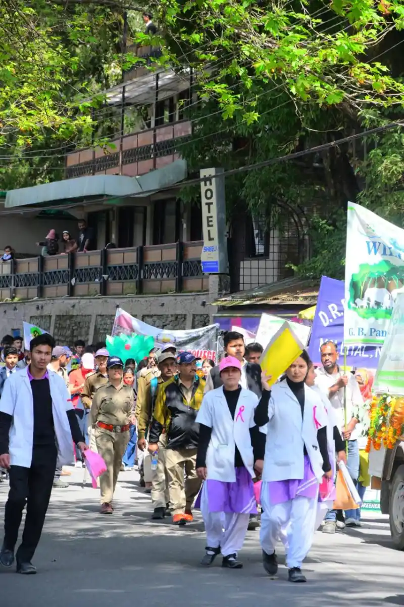 नैनीताल जू में वन्य प्राणी सप्ताह: 200 विद्यार्थियों ने निकाली जागरूकता रैली, क्विज में लॉन्ग व्यू पब्लिक स्कूल बना चैंपियन