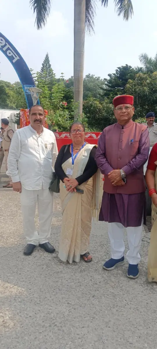 सीएम धामी से मिले डॉ. भुवन आर्या, नैनीताल विधानसभा के विकास कार्यों पर मंथन